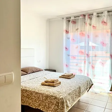 2 Bedroom In *